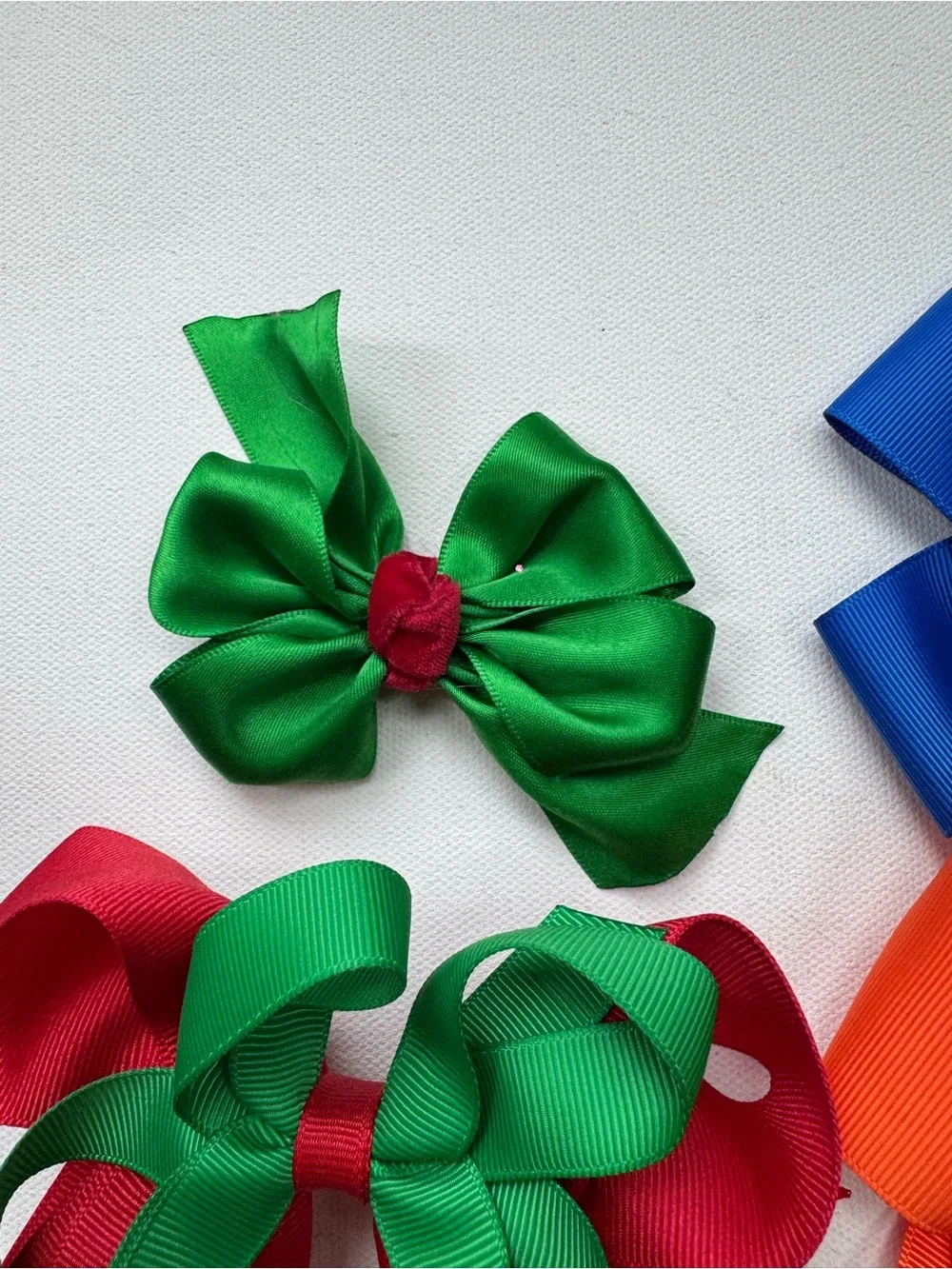Boutique Girls Hair Bow Bundle | 6 Large Grosgrain Holiday & Everyday Bows